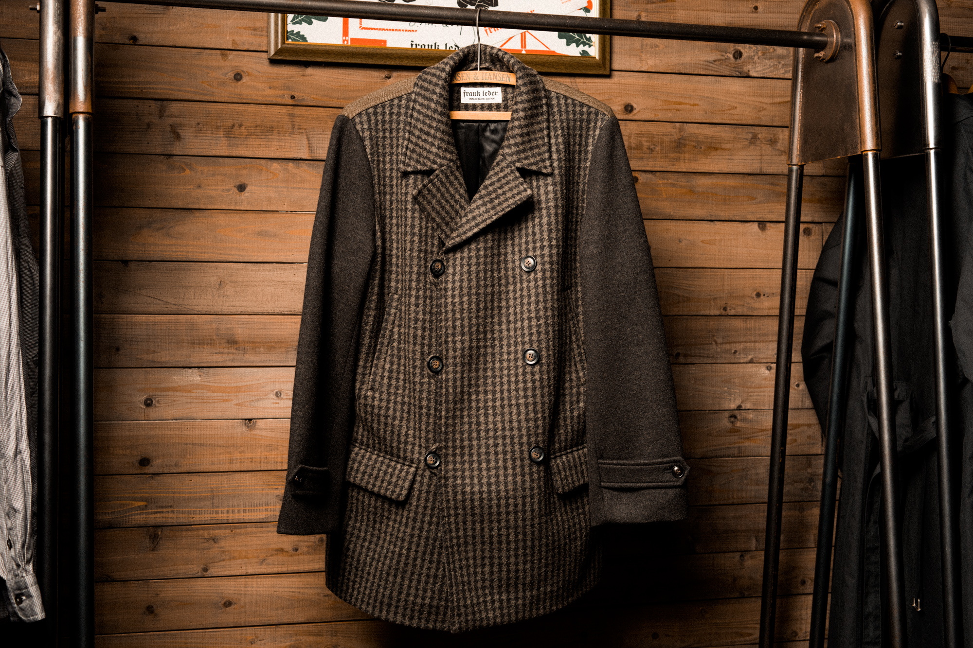 2021年の締めくくりにふさわしい一着を。FRANK LEDER VINTAGE FABRIC EDITION LOOP COATのご紹介。